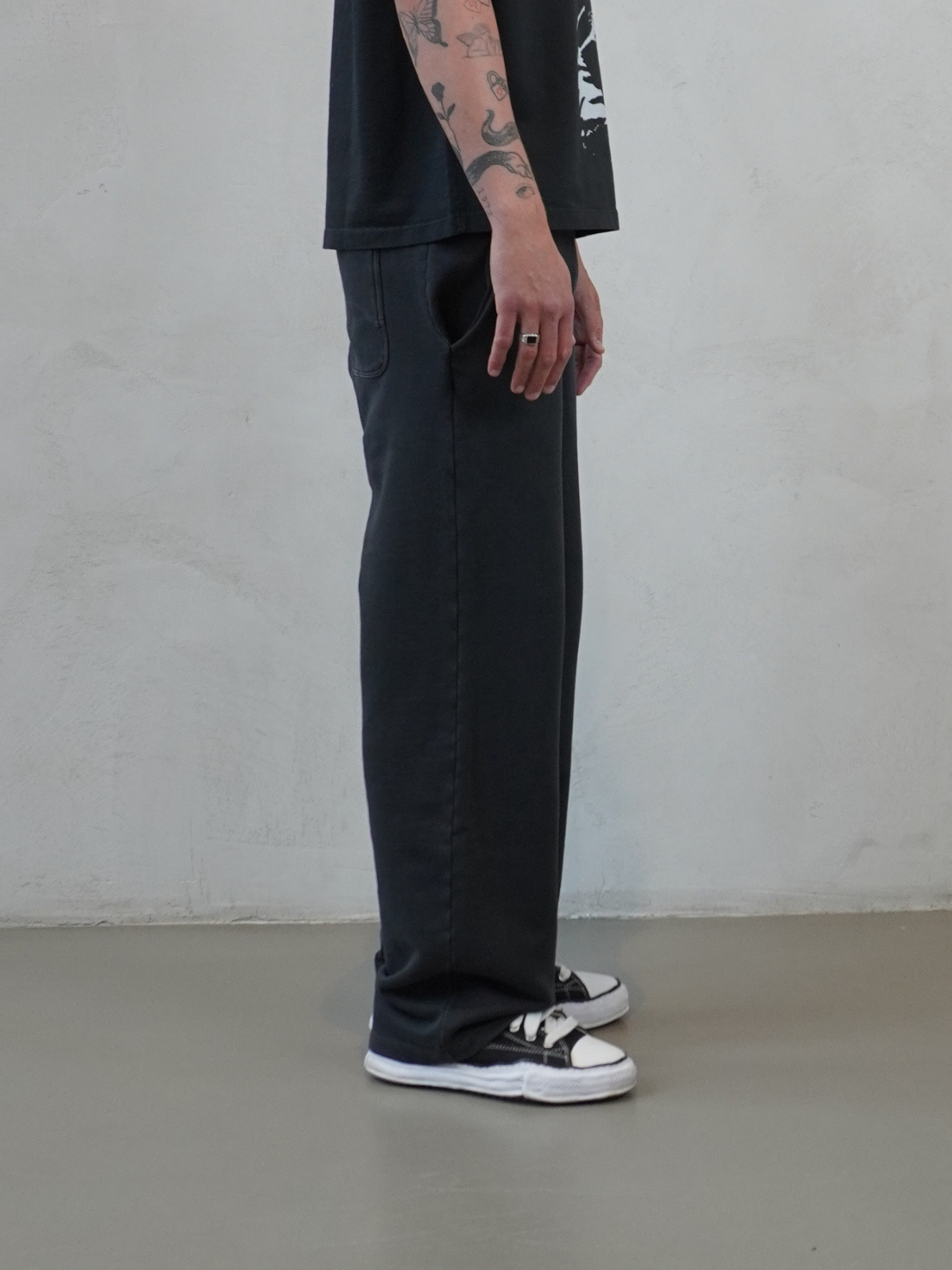 ETERNAL JOGGER - WASHED GREY