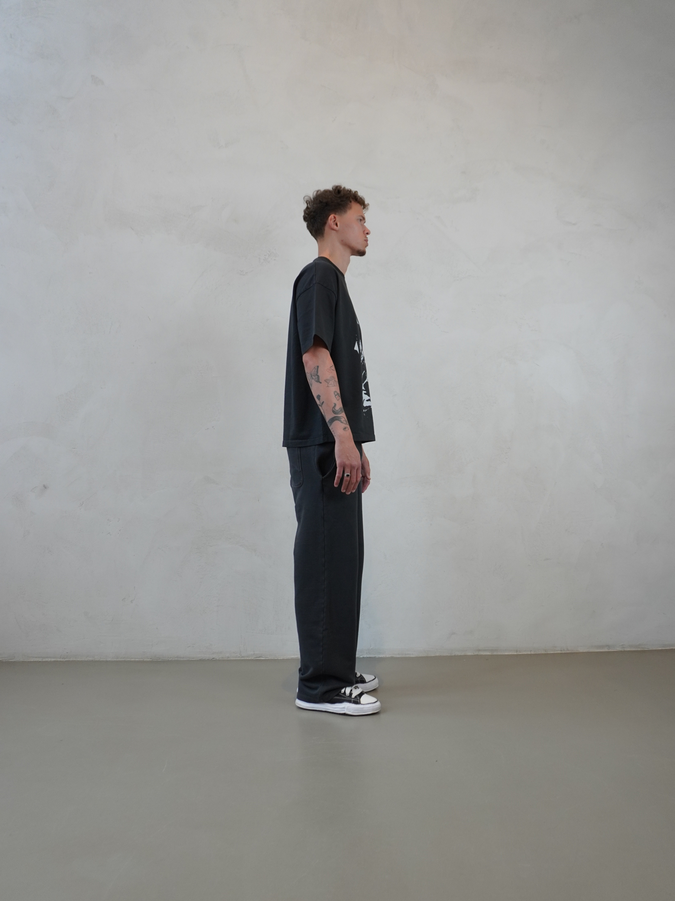 MASKED FACE T-SHIRT - WASHED GREY